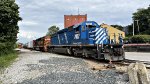 WE 7005 & 7007 lead 291 at Summit St.